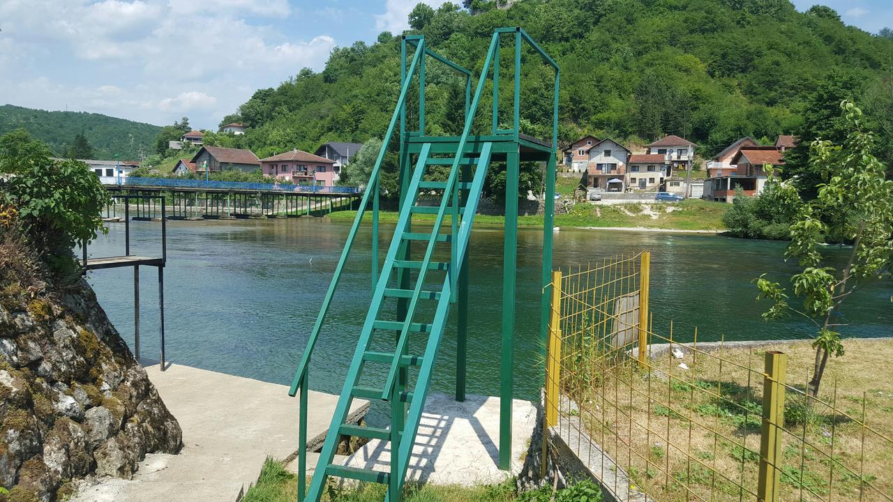 Vacation Home Sajra Kulen Vakuf Zewnętrze zdjęcie