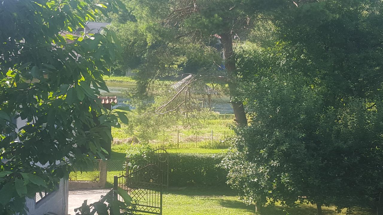 Vacation Home Sajra Kulen Vakuf Zewnętrze zdjęcie